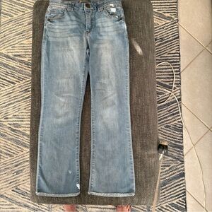 Democracy AbSolution lt wash Med rise Distressed Ankle Crop Jeans Size 2
